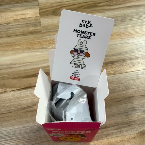 *RARE* Crybaby Monster Tears Figurine - LADY MUMMY - Pop Mart 100% Authentic - Picture 8 of 14